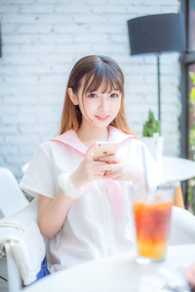 我甚至一秒也没拥有过你，却好像失去了你一万次。